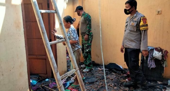 Anak Bermain Korek Api, Rumah Warga Kragilan Hangus Terbakar