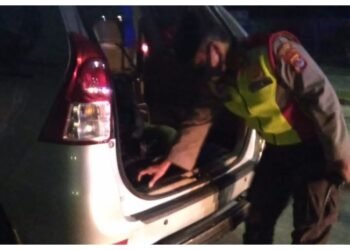 Patroli Besar, Polres Serang Amankan 4 Motor, 1 Mobil, dan Puluhan Botol Miras 8 Patroli Besar, Polres Serang Amankan 4 Motor, 1 Mobil, dan Puluhan Botol Miras