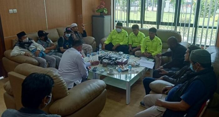 Minta Maaf Atas Tindakan Represif Petugas Keamanan, Ketua DPRD Cilegon Berharap Aksi Murni Aspirasi Mahasiswa