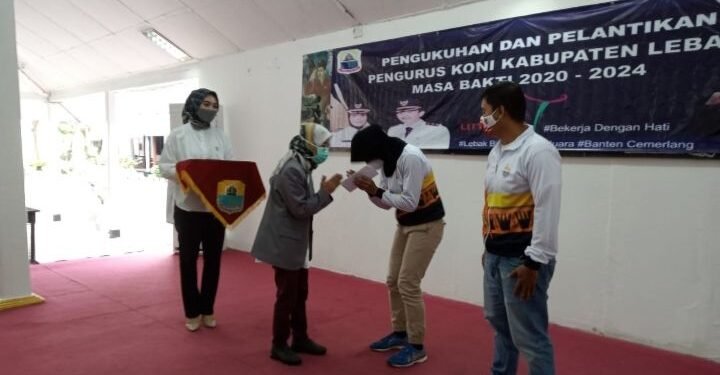 Bupati Iti Lepas 16 Atlet Lebak yang Berlaga di PON XX Papua