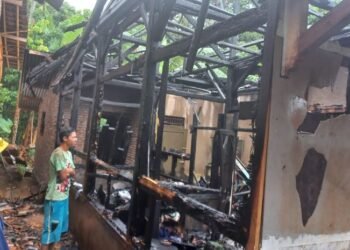 Warga Pandeglang Cium Bau Hangus Saat Sedang Tidur, Ternyata Rumahnya yang Terbakar