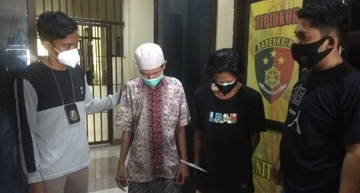 Polisi Buru Tersangka Lain Peracik Miras Oplosan di Pandeglang, Pelaku Pesta Miras di Alun-alun Menes 1 Polisi Buru Tersangka Lain Peracik Miras Oplosan di Pandeglang, Pelaku Pesta Miras di Alun-alun Menes