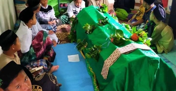 Innalillahi! Dua Warga Tewas Tertabrak KRL Rangkasbitung