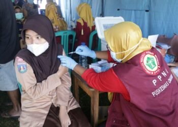 Gebyar Vaksin PPNI Pandeglang Sisir Labuan, Sudah Ada 2.145 Warga yang Disuntik