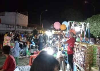 Penerapan PPKM Level 2 di Lebak, Dua Ruas Jalan Kini Dipadati Pedagang