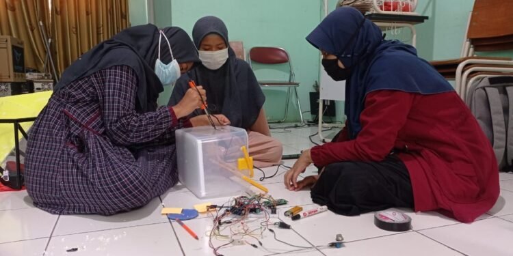 Siswa Madrasah di Cilegon Kembangkan Inovasi Alat Deteksi Asap Rokok, Begini Cara Kerjanya