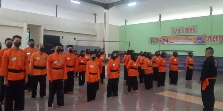 45 Pendekar Tadjimalela Terlibat Pertarungan di Pasir Ona Rangkasbitung