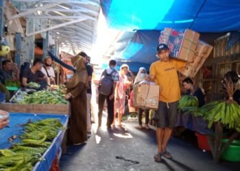 Pedagang dan Pengunjung Pasar Rangkasbitung Mulai Abaikan Prokes, Diingatkan Malah Cuek