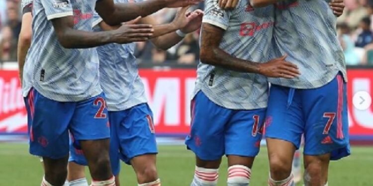 Dulu Selalu Dicadangkan Man Utd, Lingard Kini Dipuji Rio Ferdinand