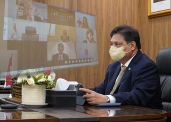 Berkontribusi dalam Penanganan Covid-19 dan Pemulihan Ekonomi,Airlangga Raih Priyadarshni Academy Global Award