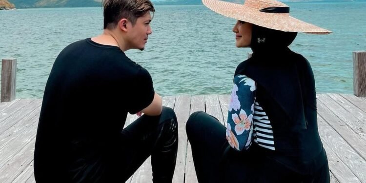 Irwansyah Posting Foto Liburan Bareng Zaskia Sungkar di Labuan Bajo, Netizen: Meleleh Dahhh 1 Irwansyah Posting Foto Liburan Bareng Zaskia Sungkar di Labuan Bajo, Netizen: Meleleh Dahhh
