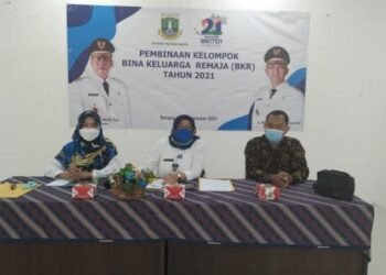Rentan Terhadap Permasalahan, DP3AKKB Banten Bina Keluarga Remaja
