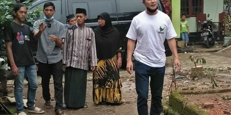 Bikin Kejutan, Baim Wong Bangun Rumah Penjual Nasi Uduk di Kabupaten Pandeglang