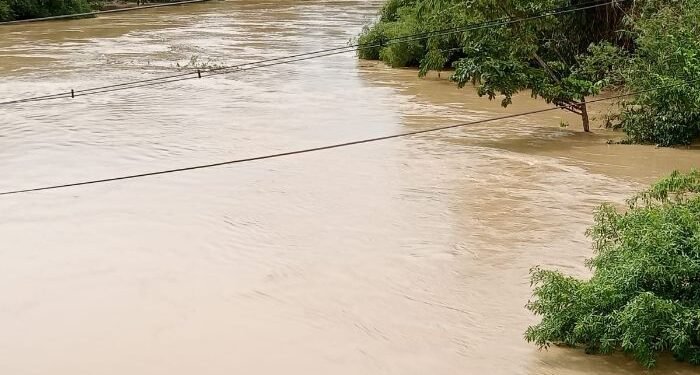 Tingkat Kekeruhan Tinggi, Warga Kabupaten Lebak Tetap Gunakan Air Sungai Ciberang