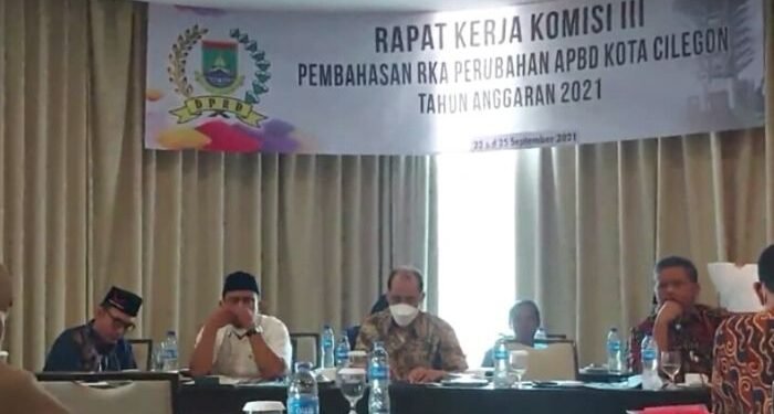 Dewan Sebut Transparansi Anggaran RSUD Kota Cilegon Tidak Pernah Jelas: Orang Miskin Saja Masih Utang 1 Dewan Sebut Transparansi Anggaran RSUD Kota Cilegon Tidak Pernah Jelas: Orang Miskin Saja Masih Utang