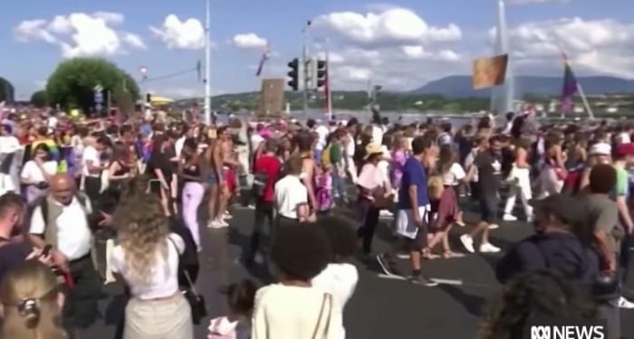 Swiss Legalkan Perkawinan Sejenis 1 Swiss Legalkan Perkawinan Sejenis