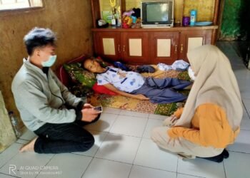 Tak Punya Uang untuk Berobat, Penderita Tumor Dekat Kantor Gubernur Banten Pasrah 4 Tak Punya Uang untuk Berobat, Penderita Tumor Dekat Kantor Gubernur Banten Pasrah