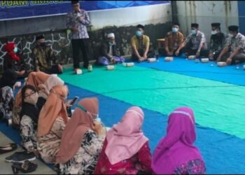Pegawai PDAM Pandeglang Baca Yasin untuk Ening Atlet Gantole PON Banten, Oki: Ening Karyawan Kami