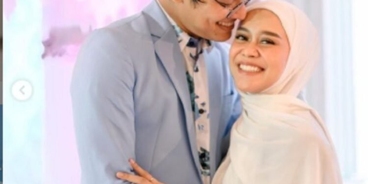 Lesti Kejora Hamil, Rizky Billar Bucin Sering Cium Perut Istri