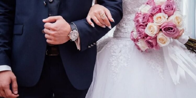 Pasangan Nikah Siri Bisa Bikin Kartu Keluarga? Ini Penjelasan Kemendagri