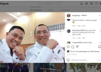 Pamer Foto Bareng Lagi, Netizen Ajak Sanuji Main di GOR yang Dikelola Politikus Golkar yang Singgung Dirinya 3 Pamer Foto Bareng Lagi, Netizen Ajak Sanuji Main di GOR yang Dikelola Politikus Golkar yang Singgung Dirinya