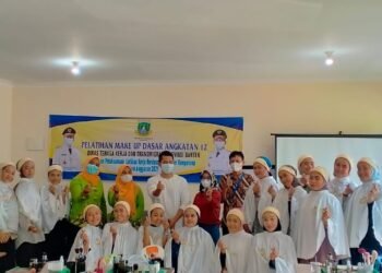 Sekretaris Komisi V DPRD Banten Fitron Nur Ikhsan Dorong Wiraswasta Berbasis Digital 3 Sekretaris Komisi V DPRD Banten Fitron Nur Ikhsan Dorong Wiraswasta Berbasis Digital