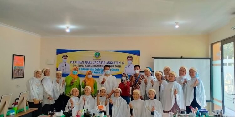 Sekretaris Komisi V DPRD Banten Fitron Nur Ikhsan Dorong Wiraswasta Berbasis Digital 1 Sekretaris Komisi V DPRD Banten Fitron Nur Ikhsan Dorong Wiraswasta Berbasis Digital