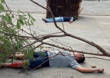 Tsunami Setinggi 3,6 Meter Terjadi di Selat Sunda, Korban Dievakuasi oleh Kapal Perang TNI AL dan Helikopter