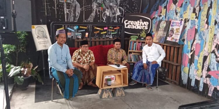 Santri Minta Arab Pegon Digunakan di Fasilitas Umum 1 Santri Minta Arab Pegon Digunakan di Fasilitas Umum