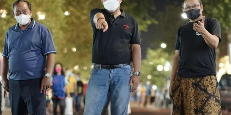 Walikota Cilegon Sampaikan Ide Car Free Night Depan Kantor Pemkot, Warganet: Urus Dulu Jalan Rusak Pak Helldy