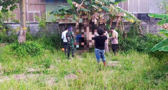 Bikin Geger! Warga Temukan Mayat Perempuan Nyaris Tanpa Busana di Belakang Pabrik 1 Bikin Geger! Warga Temukan Mayat Perempuan Nyaris Tanpa Busana di Belakang Pabrik