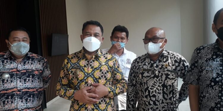 Wakil Walikota Cilegon Ingin Pejabat Main Medsos, Kepala Dinas Mininal Punya 10 Ribu Pengikut Instagram 1 Wakil Walikota Cilegon Ingin Pejabat Main Medsos, Kepala Dinas Mininal Punya 10 Ribu Pengikut Instagram