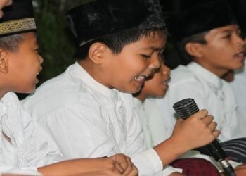 Diperingati Setiap 22 Oktober, Simak Sejarah dan Link Unduh Logo Hari Santri Nasional Tahun Ini 8 Diperingati Setiap 22 Oktober, Simak Sejarah dan Link Unduh Logo Hari Santri Nasional Tahun Ini