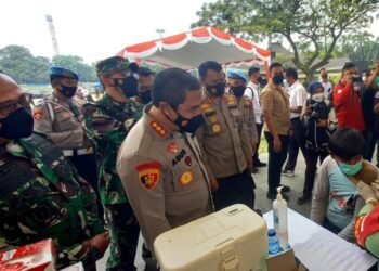 Alumni Akabri 89 Bantu Vaksinasi Covid-19 dan Paket Sembako 5.000 Warga Banten