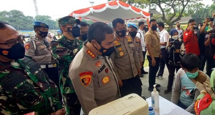 Alumni Akabri 89 Bantu Vaksinasi Covid-19 dan Paket Sembako 5.000 Warga Banten