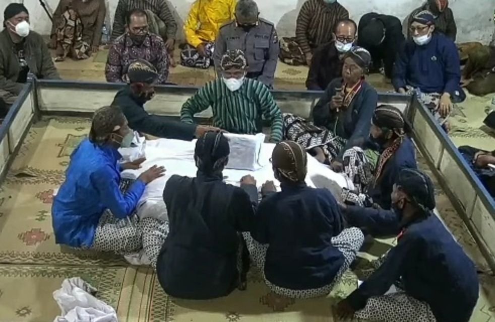 48 Isi Tanda Pembukaan yang Muncul dalam Tradisi Cupu Panjala 2022 di Gunungkdul