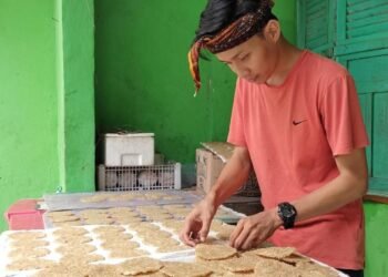 Rengginang Kang Saif Gunakan Digital Marketing