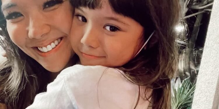 Gisel Anastasia Curhat Soal Bagi Waktu Dengan Gempi