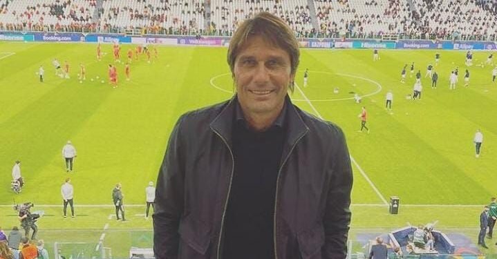 Antonio Conte Tiba di London, Menunggu Kesepakatan dengan Tottenham Hotspur