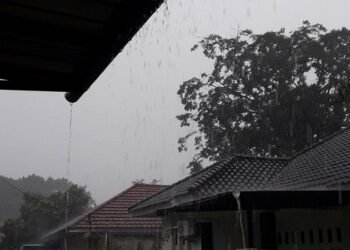 Doa Saat Turun Hujan, Baca Agar Mendapat Berkah dan Terhindar dari Bencana