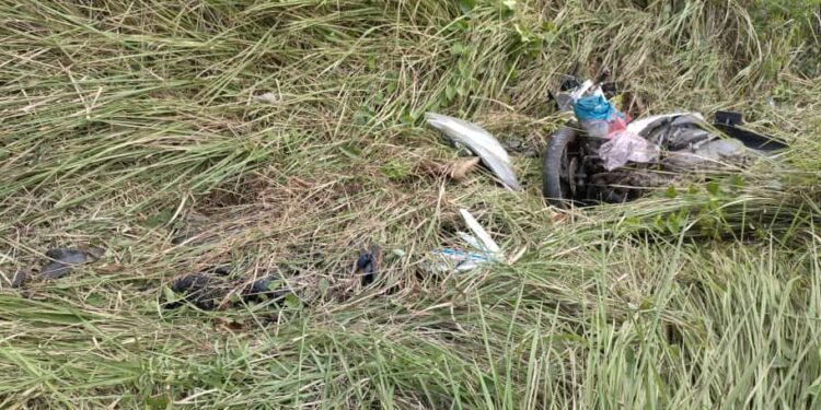 Dihantam Avanza, Tiga Warga Berboncengan Naik Motor di Lebak Tewas Seketika 1 Dihantam Avanza, Tiga Warga Berboncengan Naik Motor di Lebak Tewas Seketika