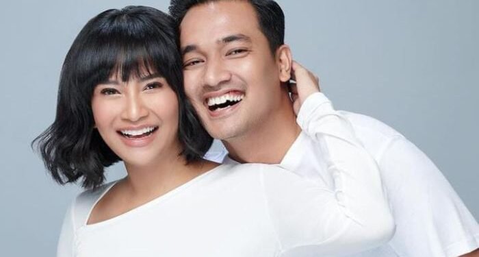 Pasangan Sehidup Semati, Ini 7 Potret Mesra Vanessa Angel dan Bibi Andriansyah Semasa Hidup 1 Vanessa Angel Tewas Kecelakaan, Ini Faktor Penyebab Kendaraan Bisa Mengalami Kecelakaan di Tol