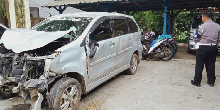 Sopir Avanza Penabrak Satu Keluarga Hingga Tewas Ditetapkan Jadi Tersangka 1 Sopir Avanza Penabrak Satu Keluarga Hingga Tewas Ditetapkan Jadi Tersangka