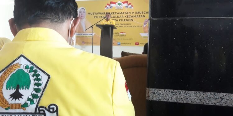 Golkar Indikasikan Tak Lagi Usung Ratu Ati Marliati pada Pilkada 2024? 1 Golkar Indikasikan Tak Lagi Usung Ratu Ati Marliati pada Pilkada 2024?