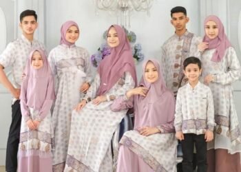 Banyak Masyarakat Berburu Sarimbit untuk Lebaran 7 Banyak Masyarakat Berburu Sarimbit untuk Lebaran