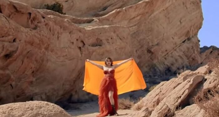 Rilis Single Dance to Survive, Sarah Azhari Mengajak untuk Tak Menyerah dengan Covid-19