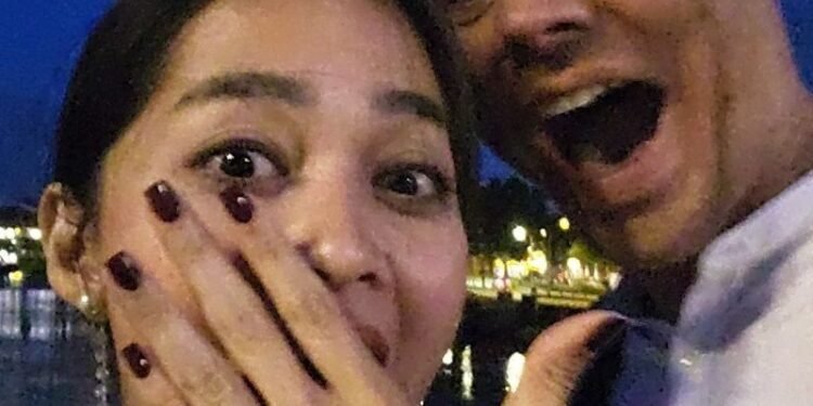 Gracia Indri Dilamar Kekasih Bule Asal Belanda hingga Banjir Ucapan Selamat: I SAID YES! 1 Gracia Indri Dilamar Kekasih Bule Asal Belanda hingga Banjir Ucapan Selamat: I SAID YES!