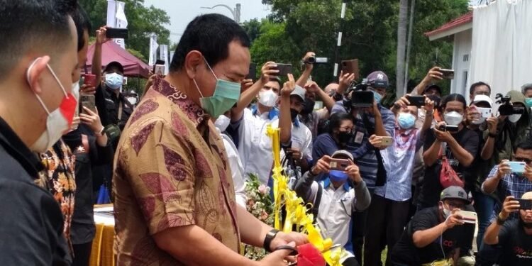 Tommy Soeharto Resmikan Depo Logistik Terpadu Dawuan