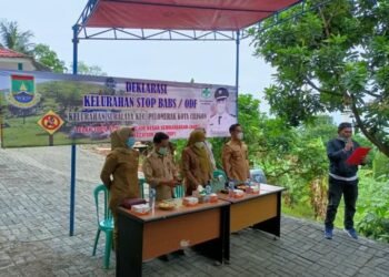 Didorong Bantuan Toilet IRT, Warga Suralaya Setop BABS