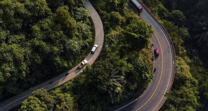 7 Kisah Misteri Jalan Cadas Pangeran Sumedang, Salah Satunya Penampakan Hantu Kepala Terbang 1 7 Kisah Misteri Jalan Cadas Pangeran Sumedang, Salah Satunya Penampakan Hantu Kepala Terbang